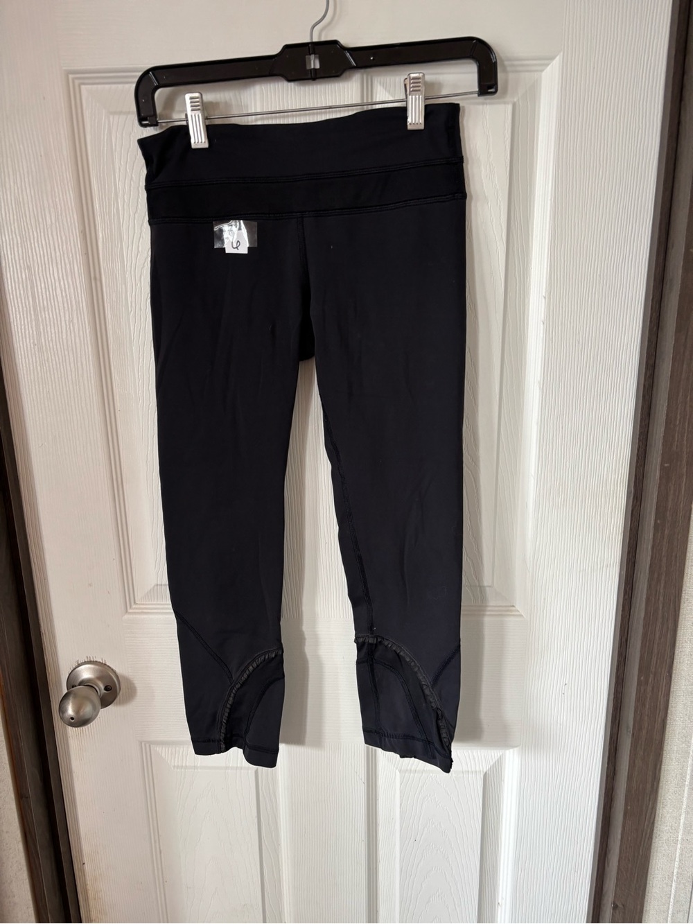 lululemon athletica Black Cropped Performance Leggings